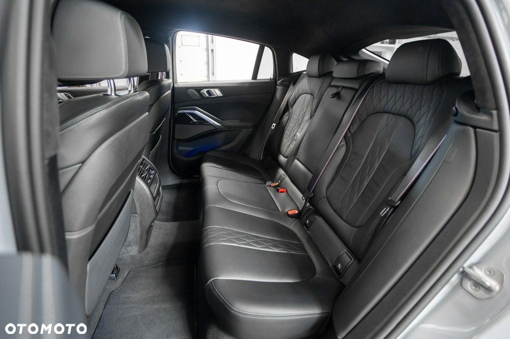 BMW X6 - 26