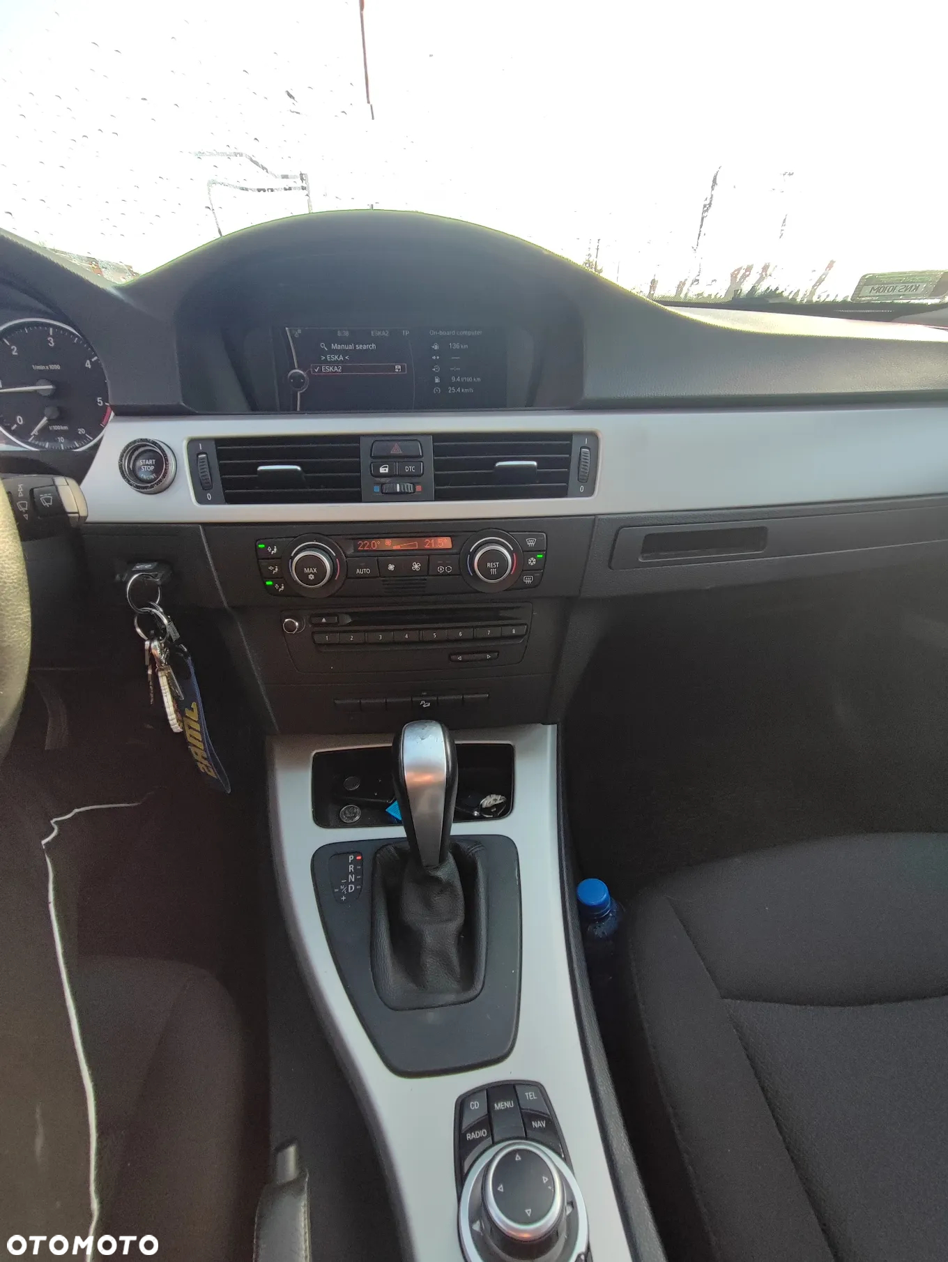 BMW Seria 3 320d xDrive DPF Touring - 11