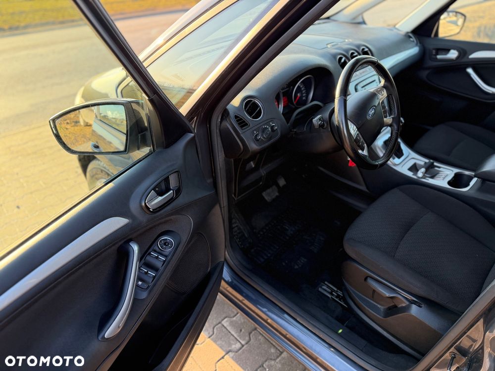 Ford Galaxy 2.0 TDCi Trend - 17