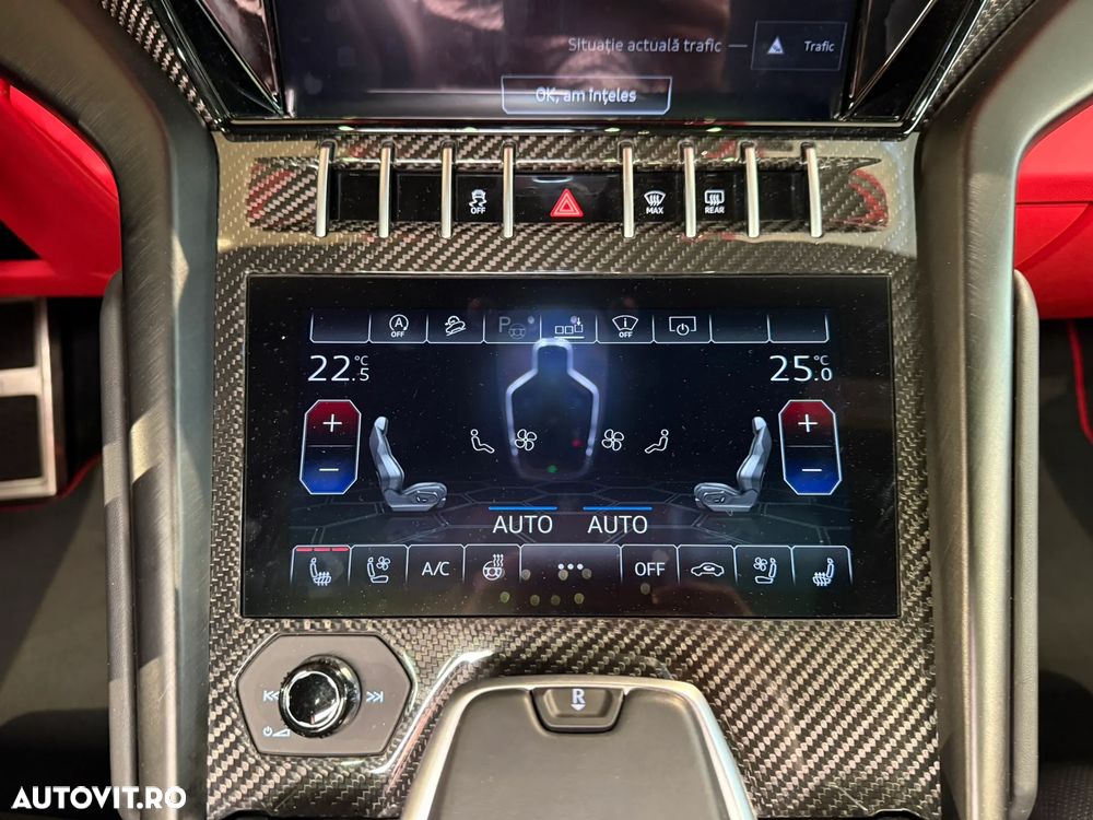 Lamborghini URUS - 28