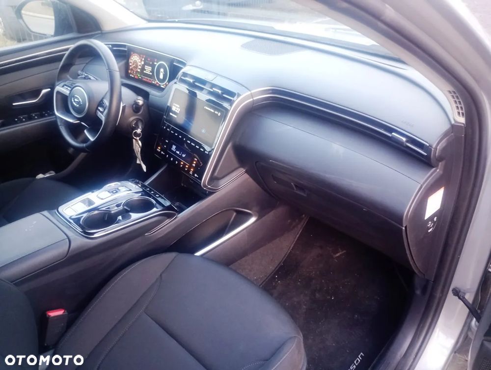 Hyundai Tucson 1.6 T-GDi HEV 2WD Advantage - 9