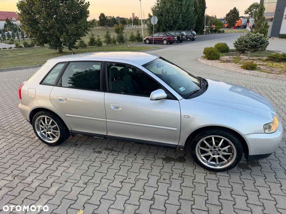 Audi A3 Sportback - 6