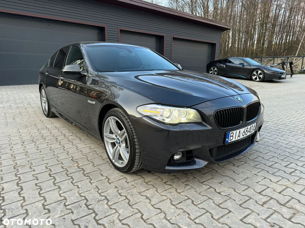 BMW Seria 5 550i - 4