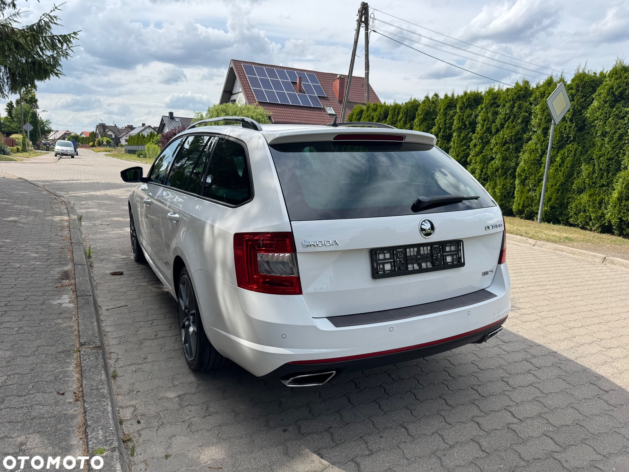 Skoda Octavia 2.0 TDI (Green tec) DSG RS - 8