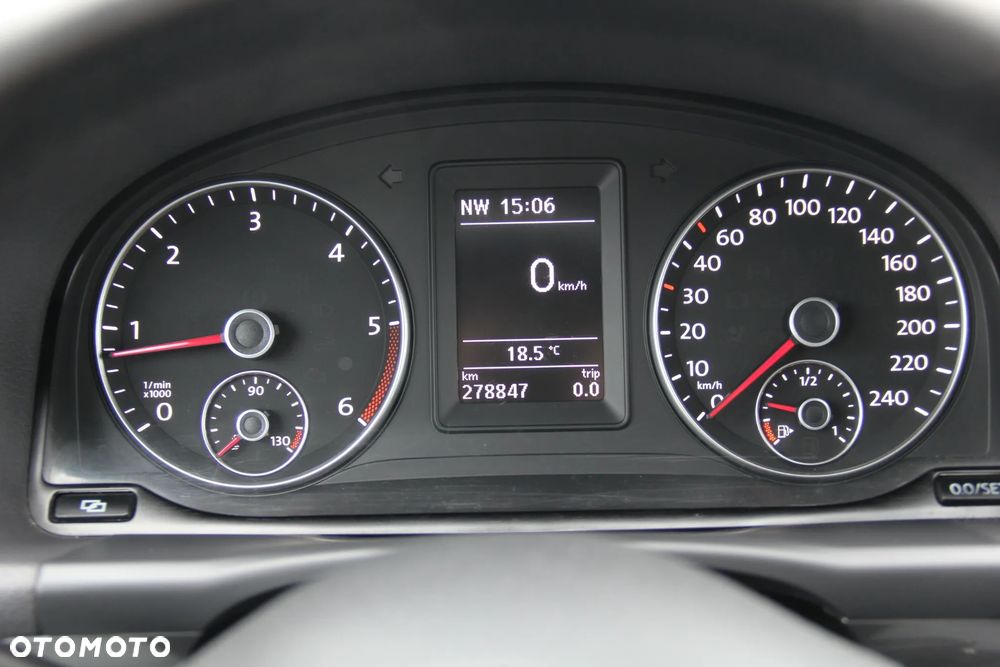 Volkswagen Touran 2.0 TDI DPF Comfortline - 40