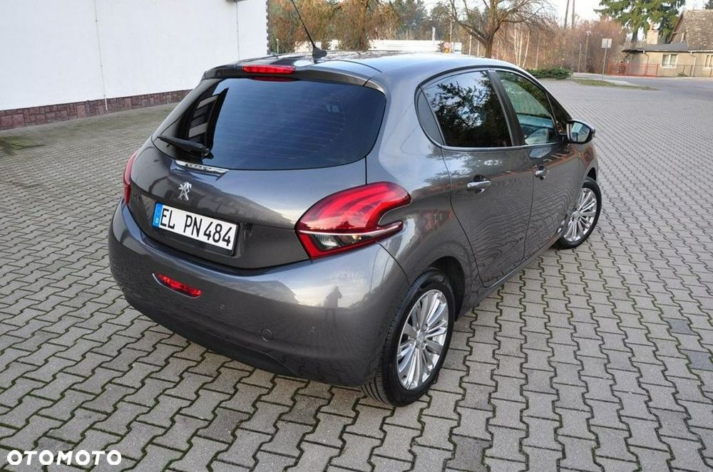 Peugeot 208 PureTech 82 Stop & Start Signature - 14