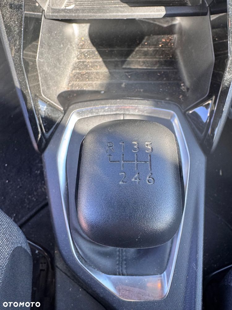 Peugeot 208 PureTech 100 Active - 18