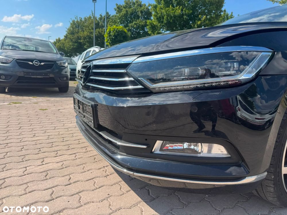 Volkswagen Passat 2.0 TDI (BlueMotion Technology) Highline - 14