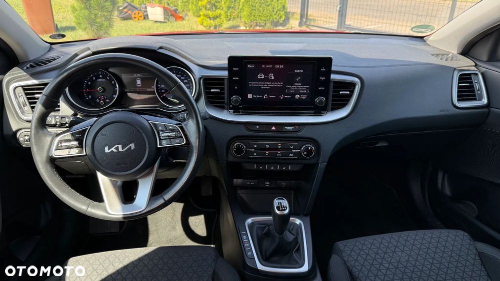 Kia Ceed 1.0 T-GDI 120 OPF Edition 7 - 24