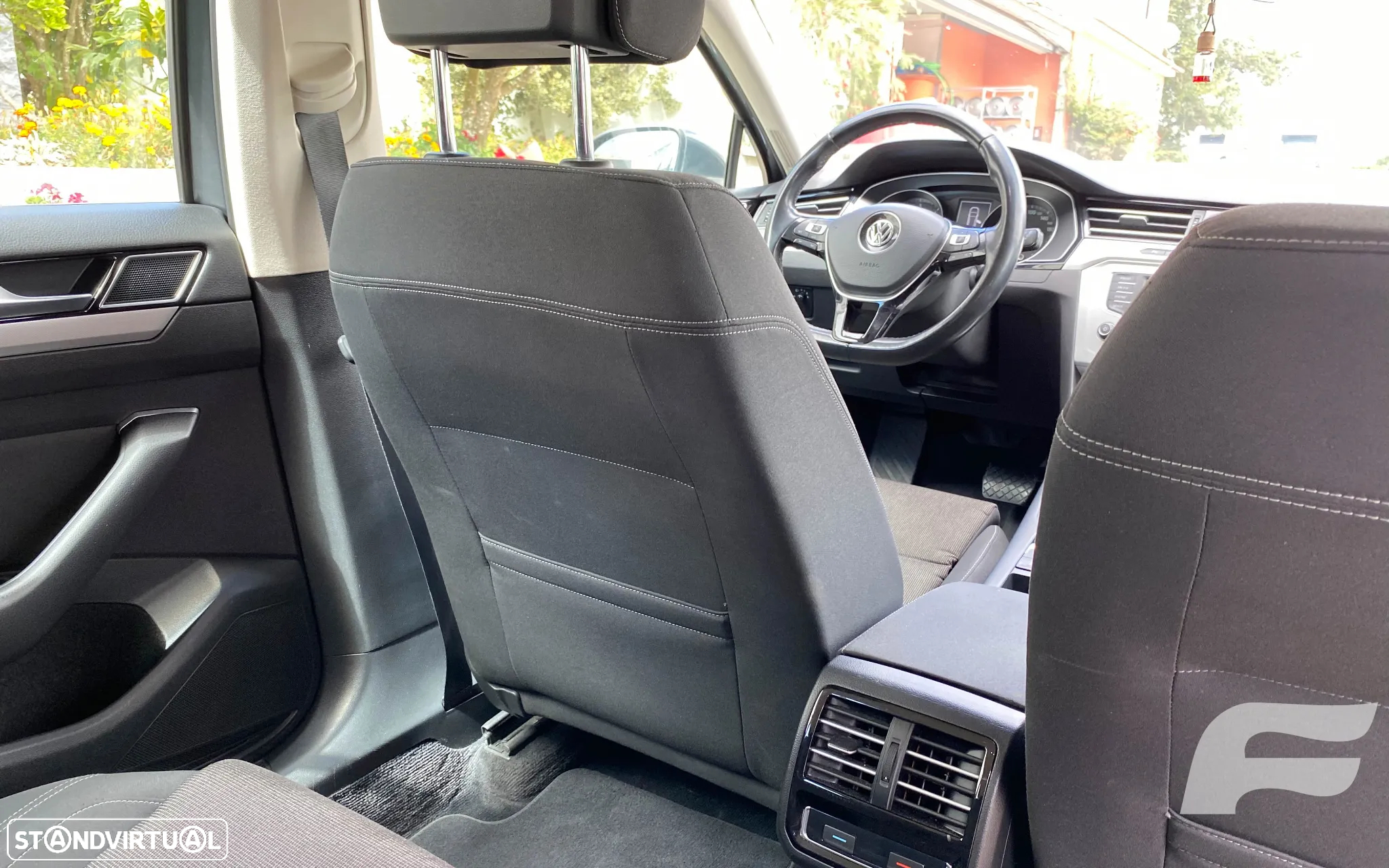 VW Passat Variant 2.0 TDi Confortline DSG - 21
