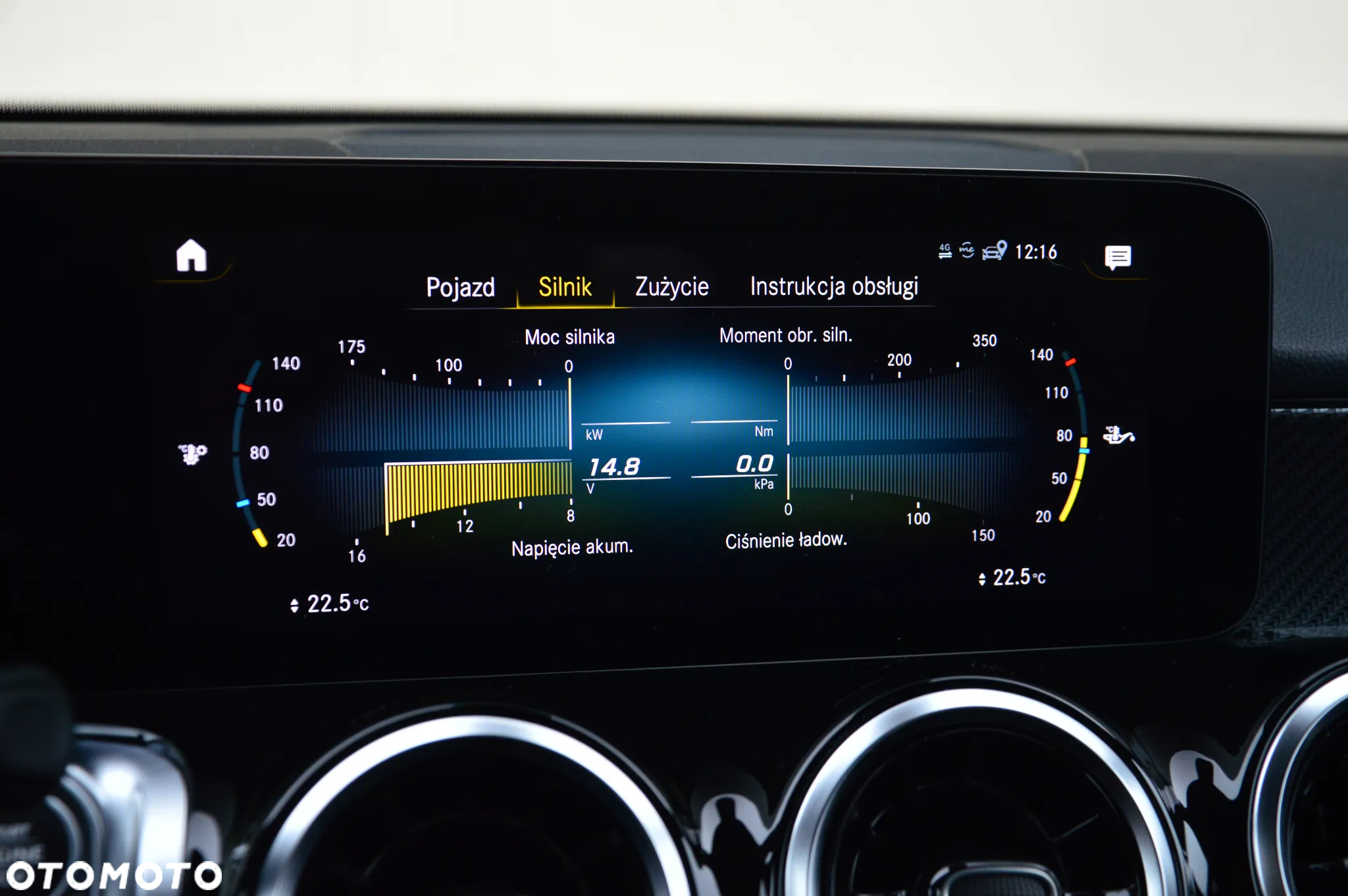Mercedes-Benz GLB 200 4-Matic AMG Line 8G-DCT - 29