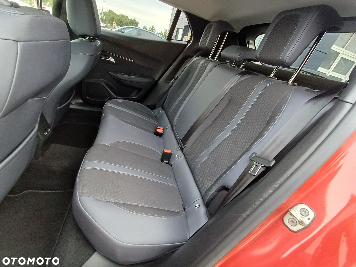 Peugeot 2008 - 30