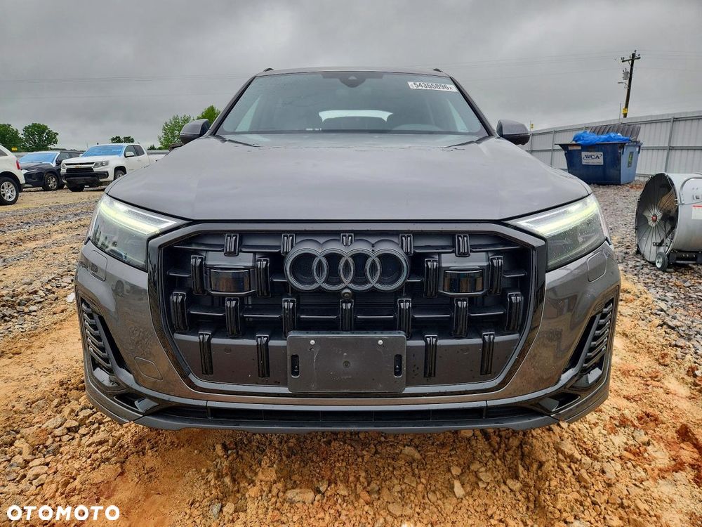 Audi Q7 - 6