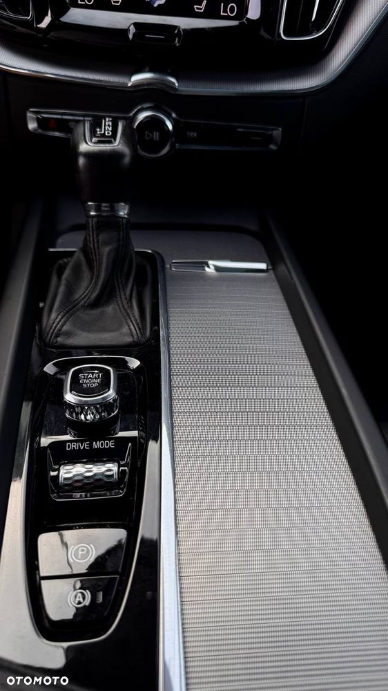 Volvo XC 60 D4 AWD Inscription - 10