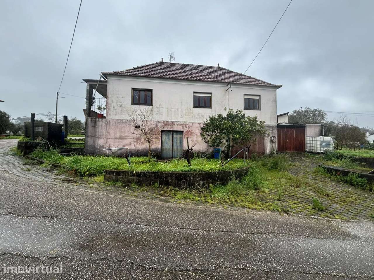 Encantadora Moradia T2 em São Simão de Litém, Pombal, com Jardim e Gar - Grande imagem: 3/27