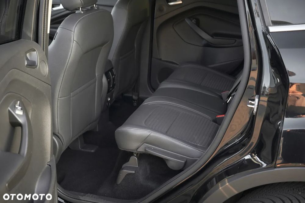Ford Kuga 1.5 EcoBoost 2x4 Titanium - 22