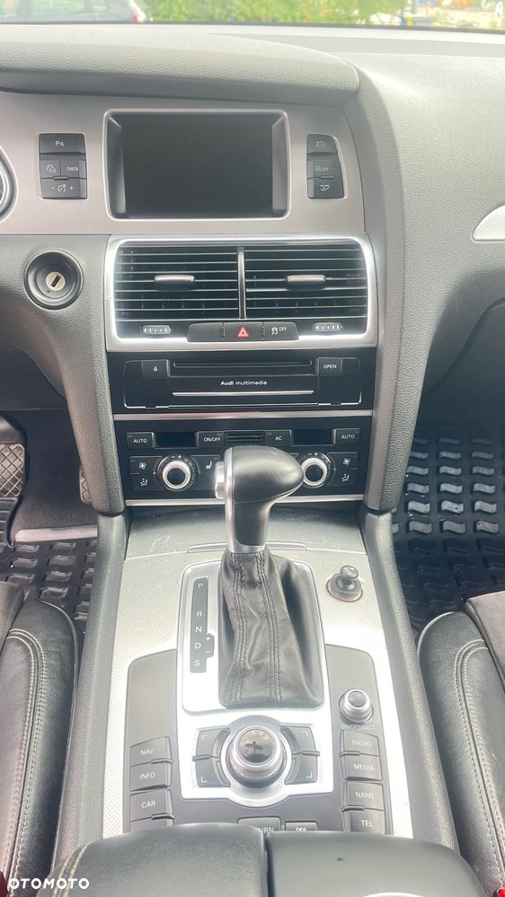 Audi Q7 - 13