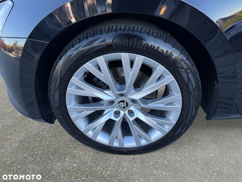 Skoda Superb 2.0 TDI DSG Ambition - 11