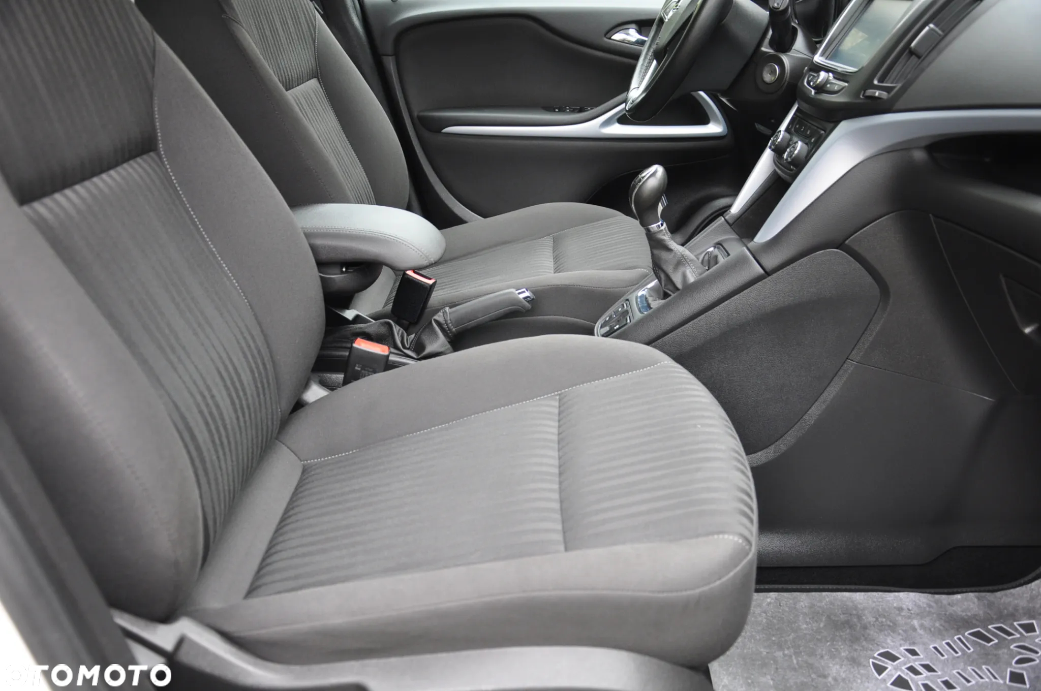 Opel Zafira 2.0 D (CDTI ecoFLEX) Start/Stop Edition - 19