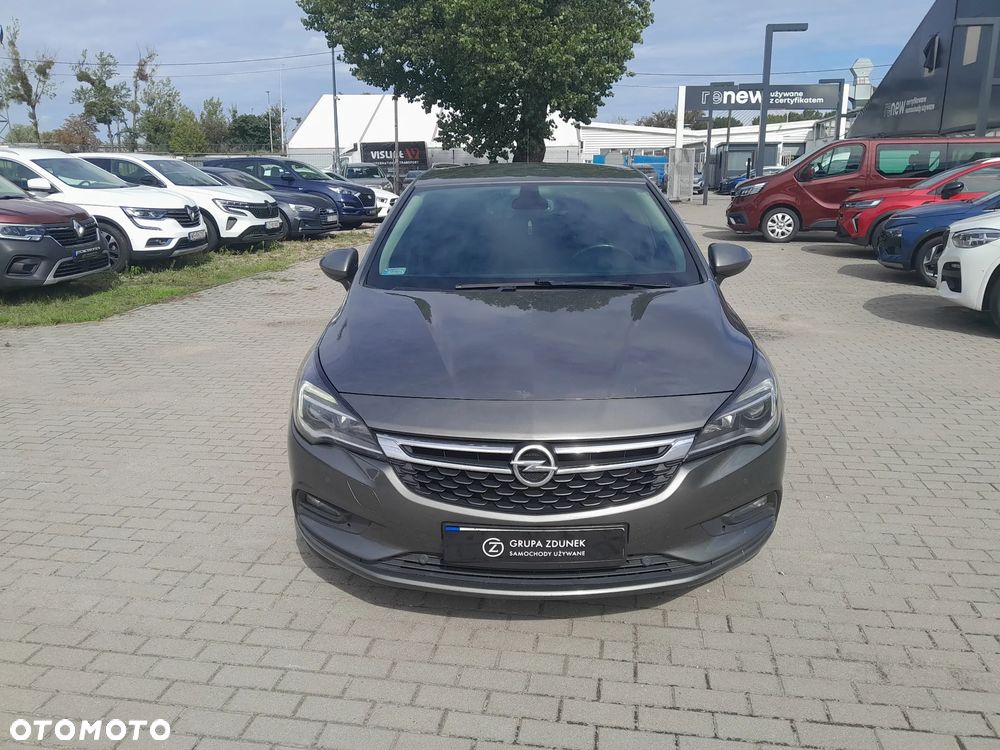 Opel Astra 1.6 CDTI Enjoy S&S - 2