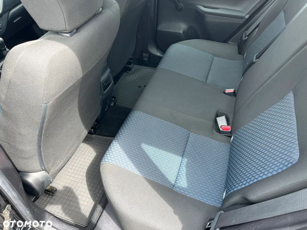 Toyota Auris 1.6 Premium Comfort - 13