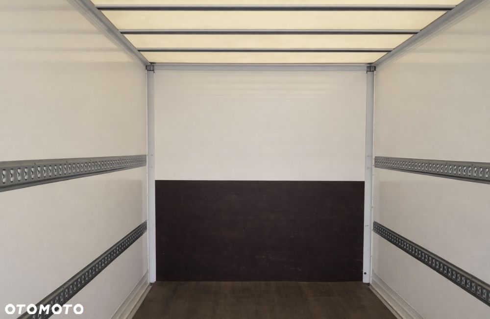 Mercedes-Benz ATEGO 818 / DMC 7.499kg / Euro 6 / Automat / Sypialka / Webasto / Klima / Izoterma + Winda - 8