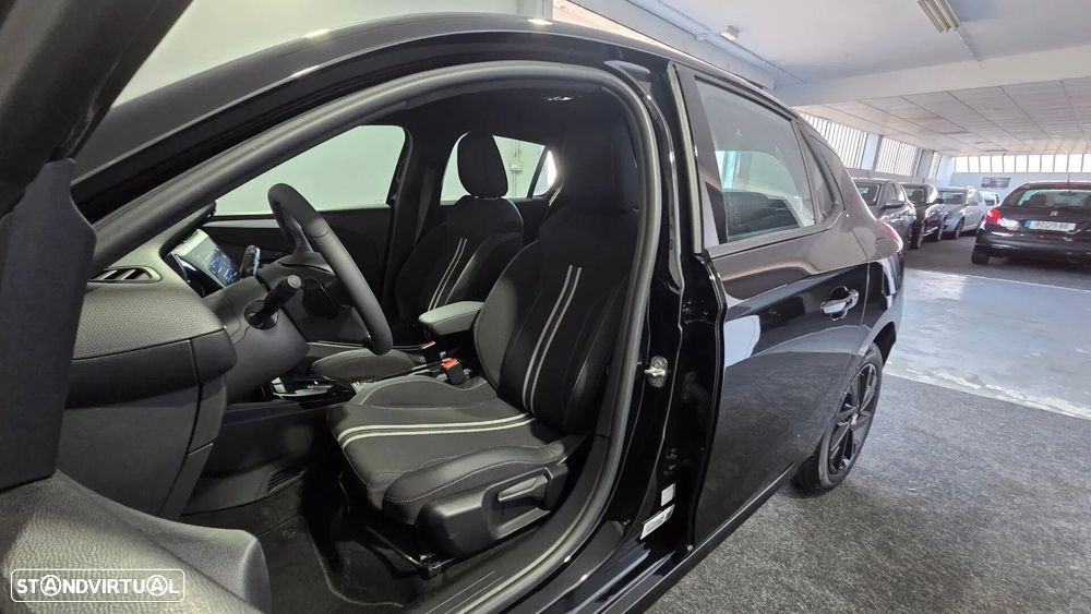 Opel Corsa 1.2 T Hybrid EdCT - 10