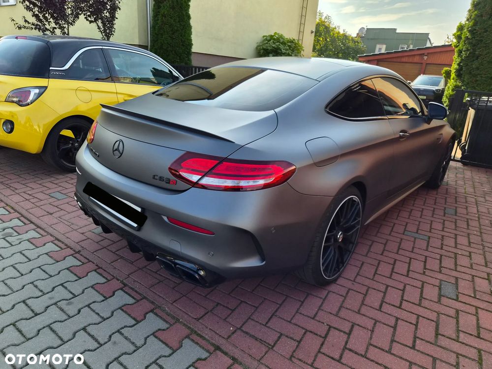 Mercedes-Benz C-Class 2019 photo 3