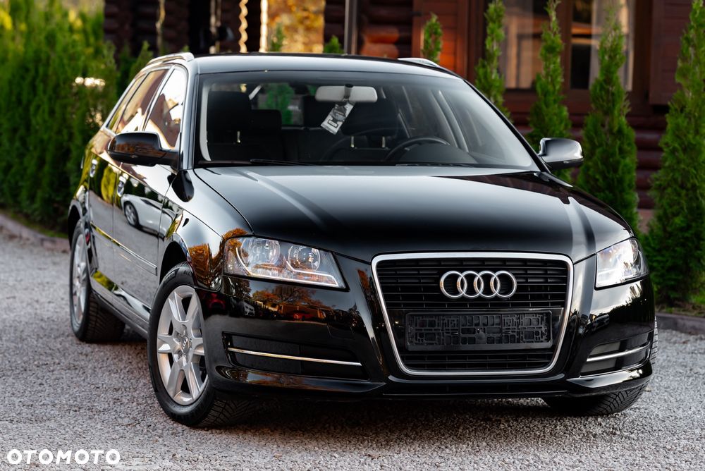 Audi A3 Sportback 1.6 Attraction - 4