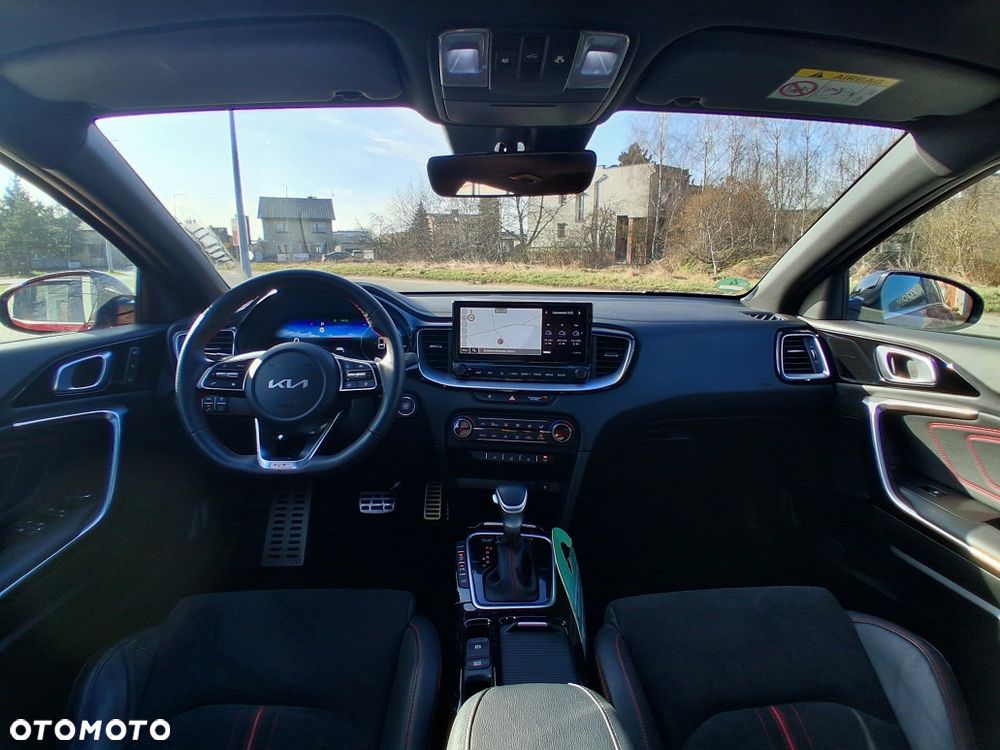 Kia ProCeed 1.6 T-GDI GT DCT - 14