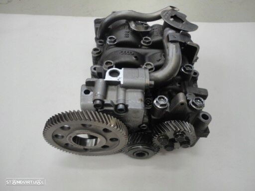 Bomba de óleo AUDI A4 2.0TDi / Ref 03G103535 - 1