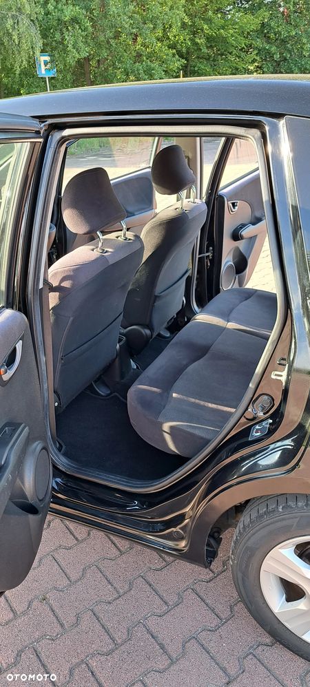 Honda Jazz ver-1-4-i--vtec-elegance - 15