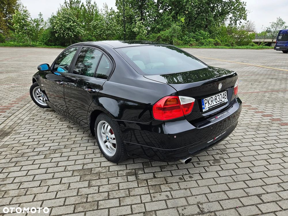 BMW Seria 3 320i - 20