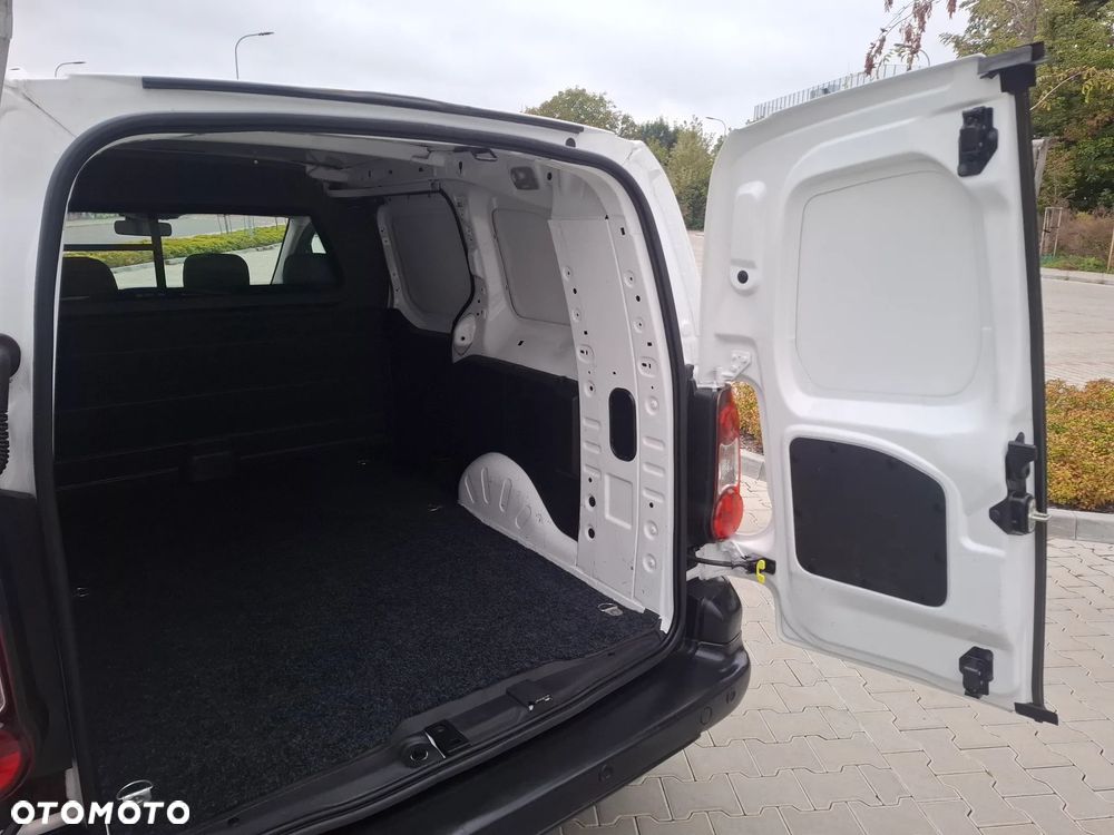 Peugeot Partner LONG 1.6HDI 3OSOBOWY KLIMA NAVI - 22