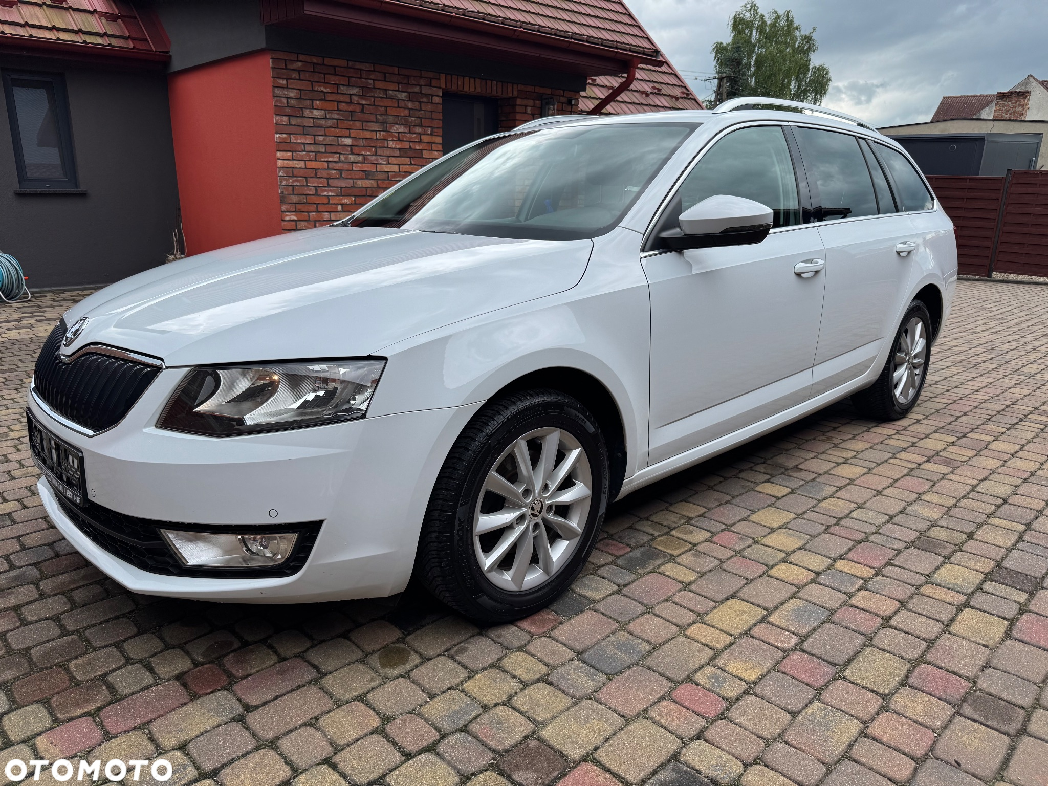 Skoda Octavia 1.6 TDI (Green tec) 4x4 Ambition - 3