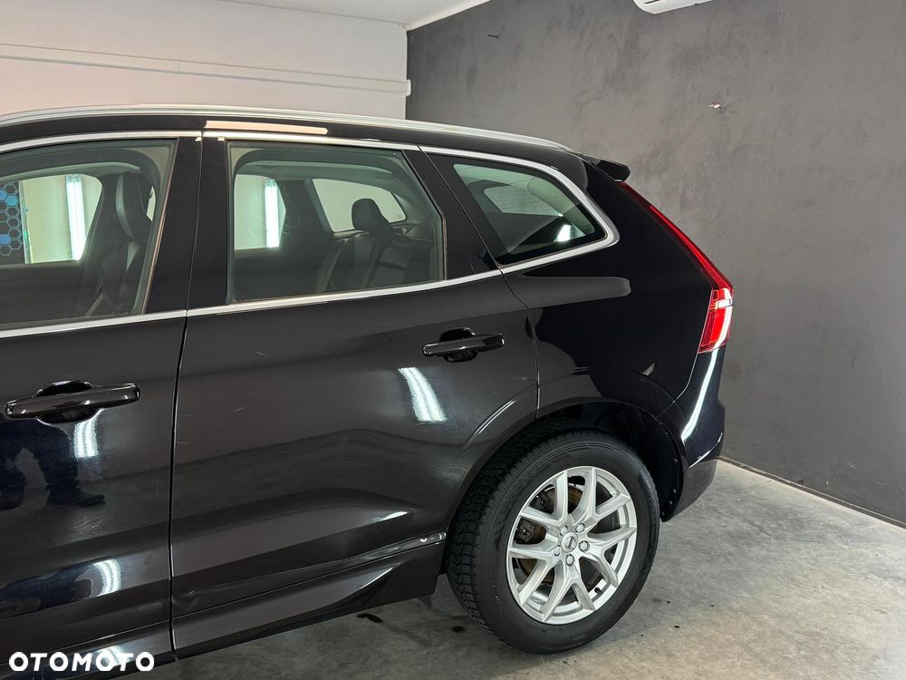 Volvo XC 60 D4 Momentum Pro - 18