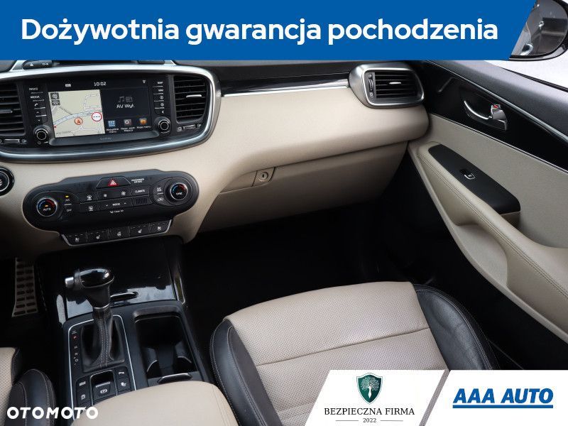 Kia Sorento - 9