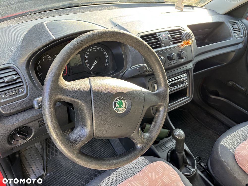 Skoda Fabia - 8