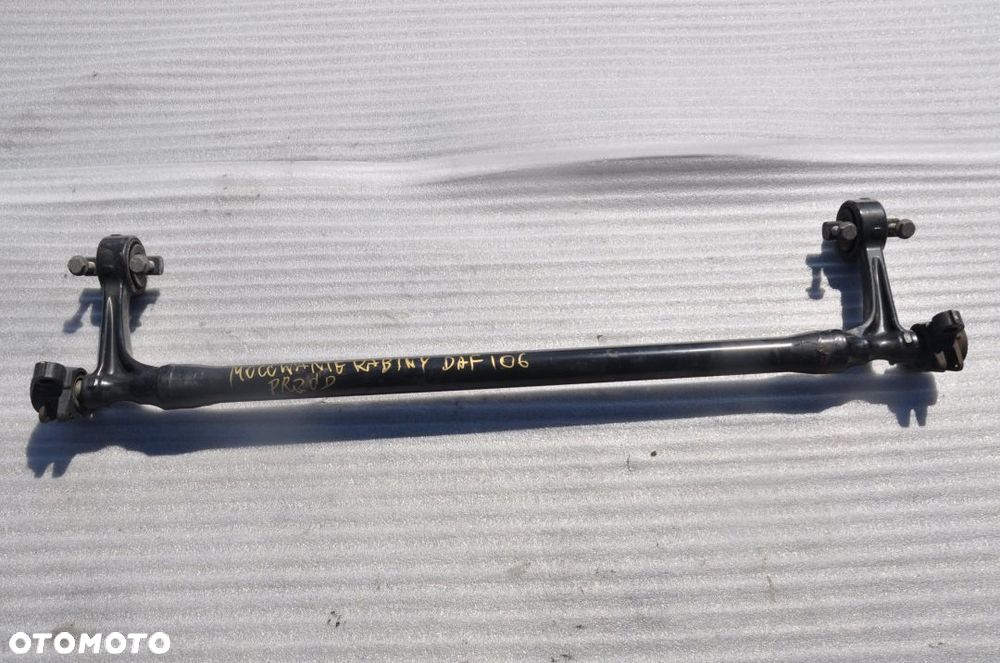 DRĄŻEK WYWROTU KABINY DAF XF 106 14R - 2