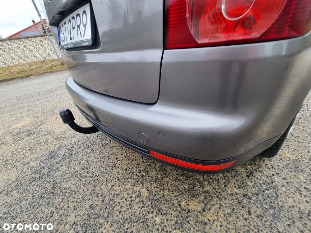 Volkswagen Touran 2.0 TDI Highline - 29