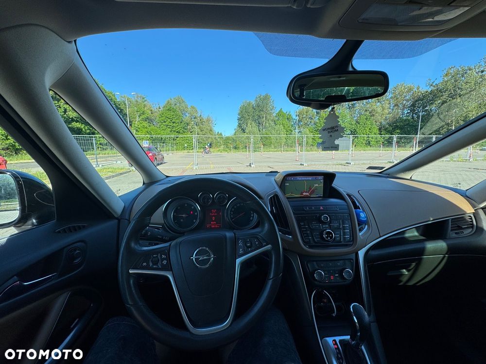 Opel Zafira 2.0 CDTI Cosmo - 9