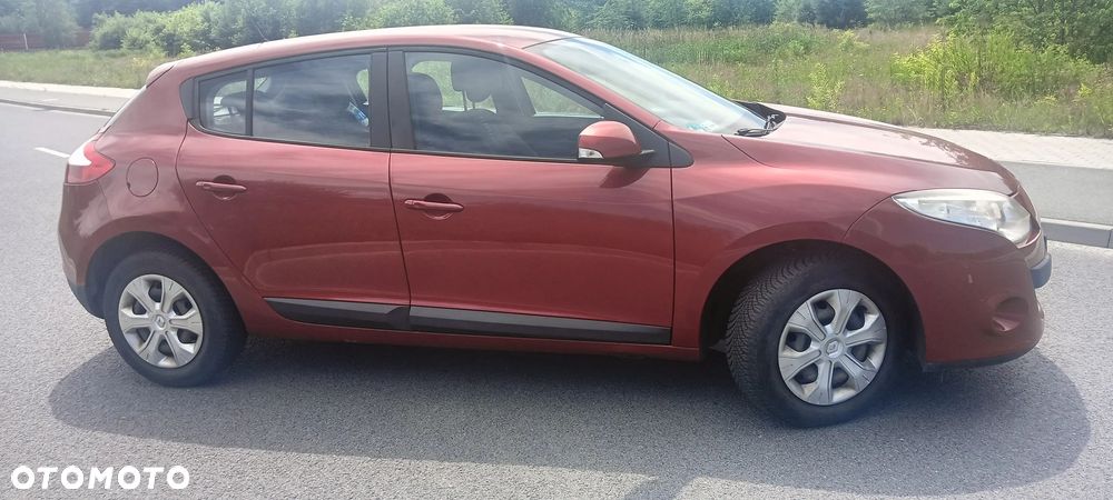 Renault Megane 1.6 16V 100 Authentique - 9