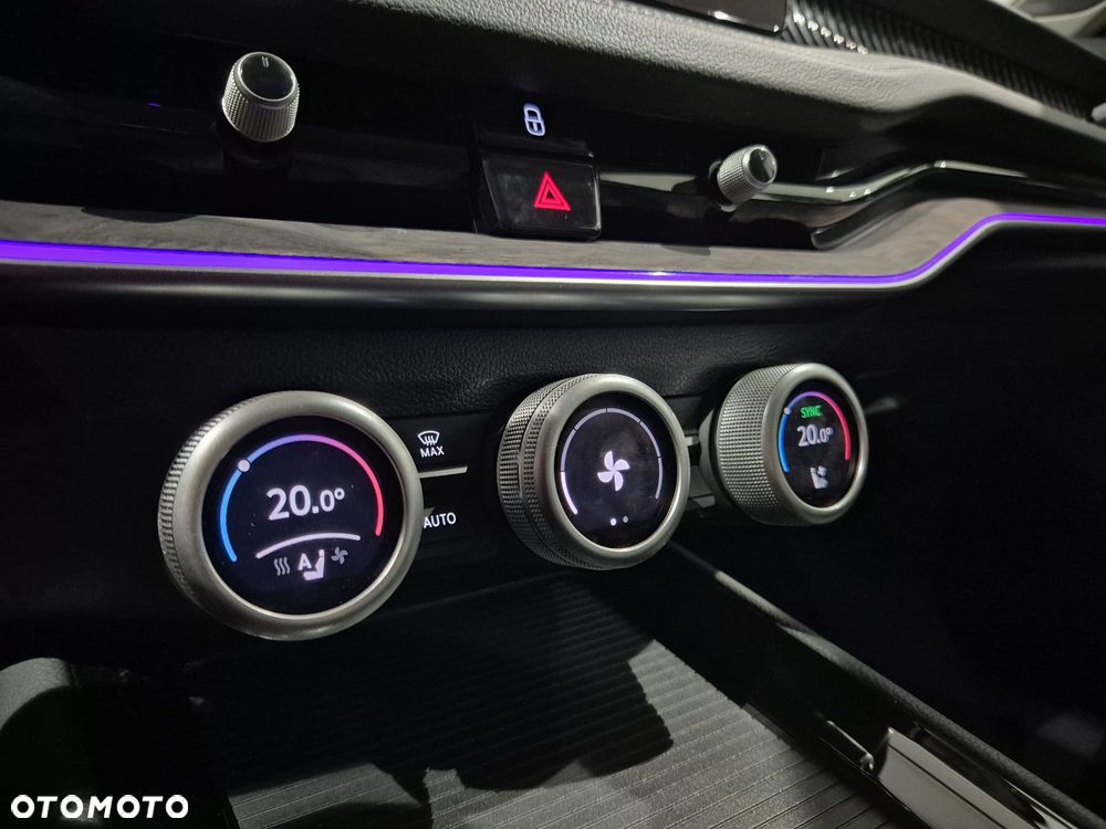 Skoda Superb 2.0 TDI L&K DSG - 14