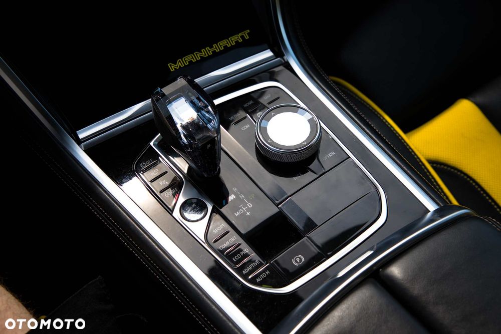BMW Seria 8 - 31