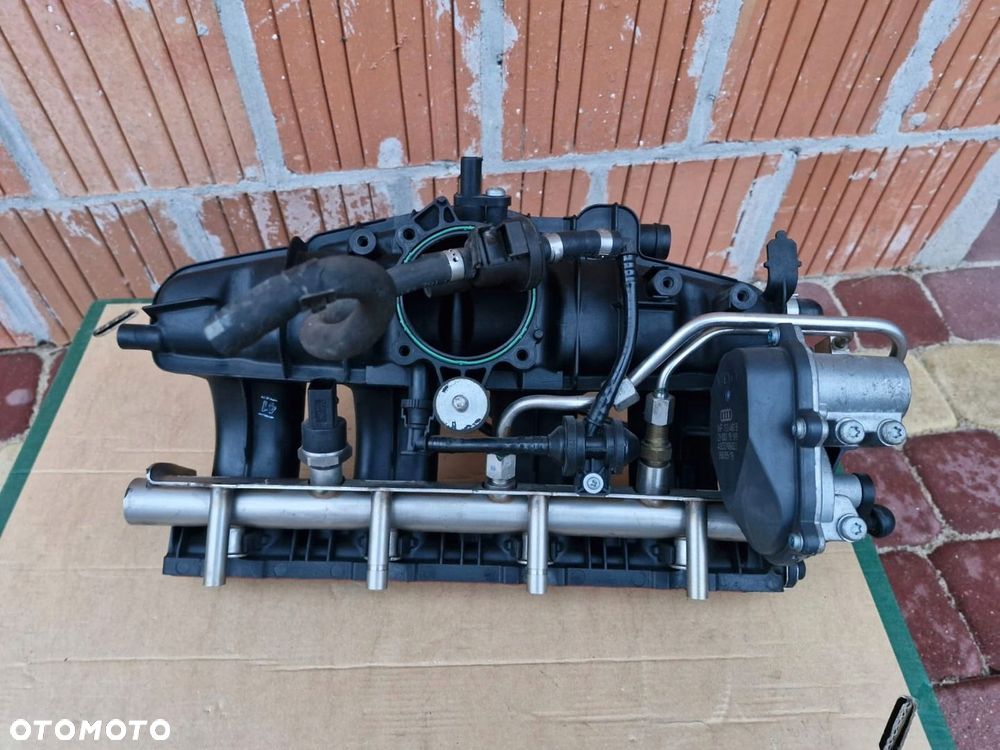 Kolektor ssący nastawnik Audi A4 A6 2.0 TFSI 06F133201N - 2