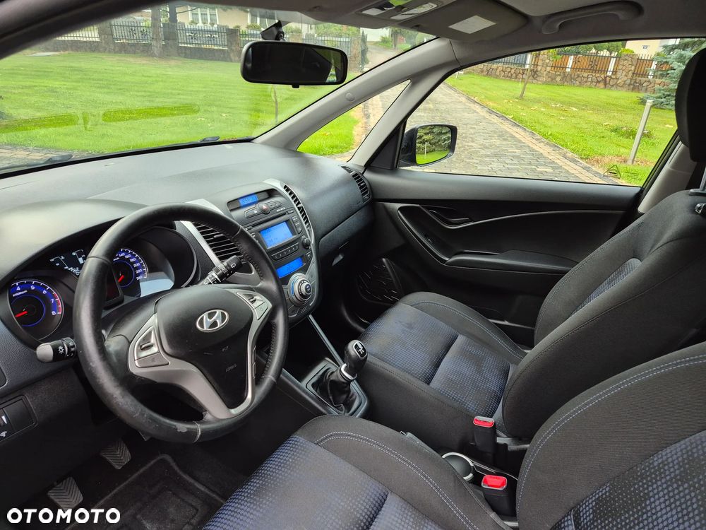 Hyundai ix20 1.4 blue Comfort - 19