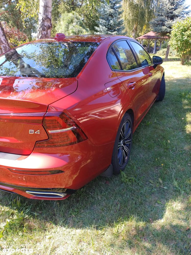 Volvo S60 B4 B R-Design - 29