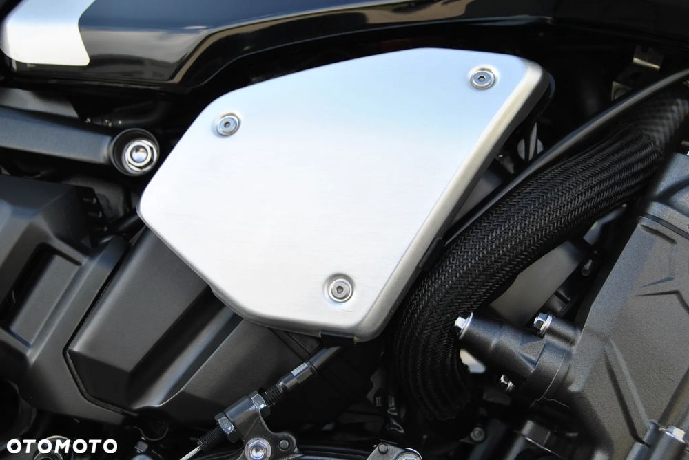 Honda CB - 37
