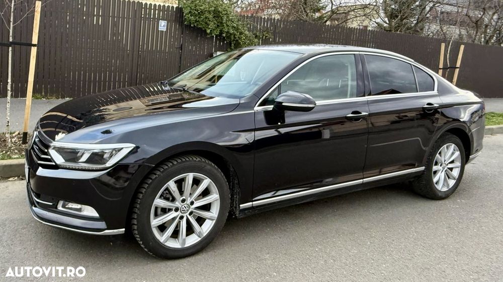 Volkswagen Passat 2.0 TDI DSG Highline - 13