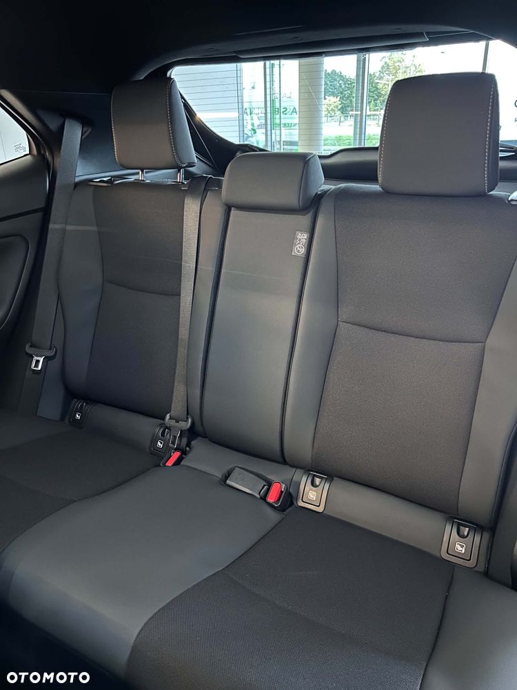 Toyota Yaris Cross Hybrid 1.5 Executive - 36